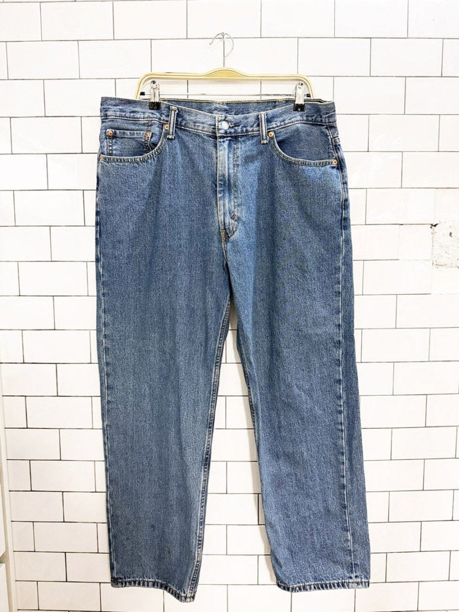 vintage 00s levi's 550 relaxed fit jeans - good market thrift store