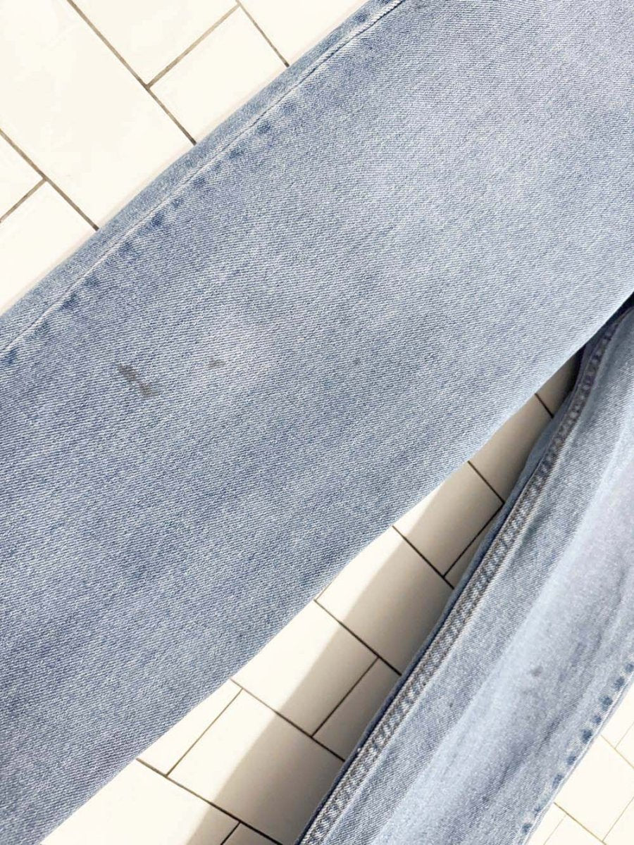 vintage 00s levi's 550 relaxed fit jeans - good market thrift store