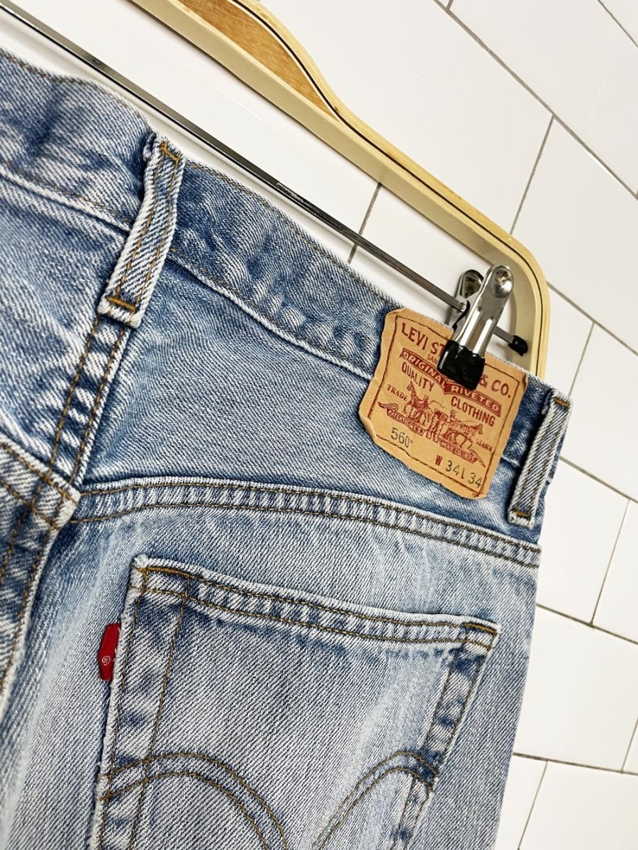 vintage 00s levi's 560 relaxed loose fit jeans - good market thrift store