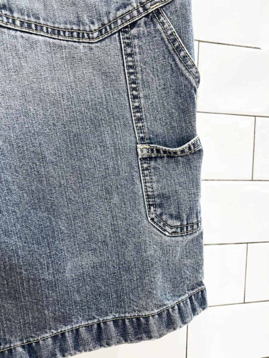 vintage 00s levi's carpenter utility long denim shorts - good market thrift store