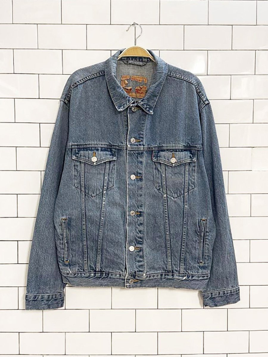 vintage 00s levi's denim trucker jacket | 70507 - good market thrift store