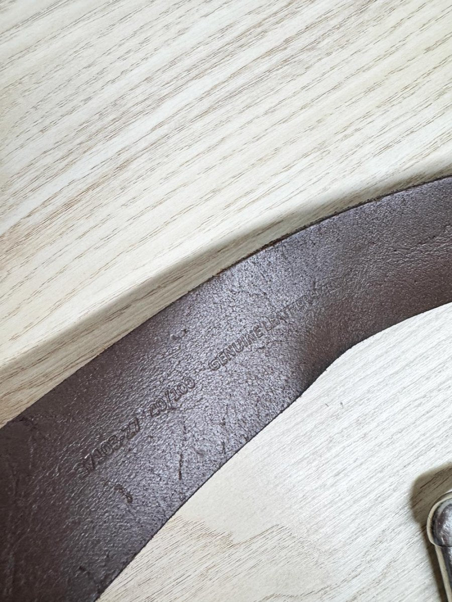 vintage 00s levi's rustic leather belt | made in Mexico - good market thrift store