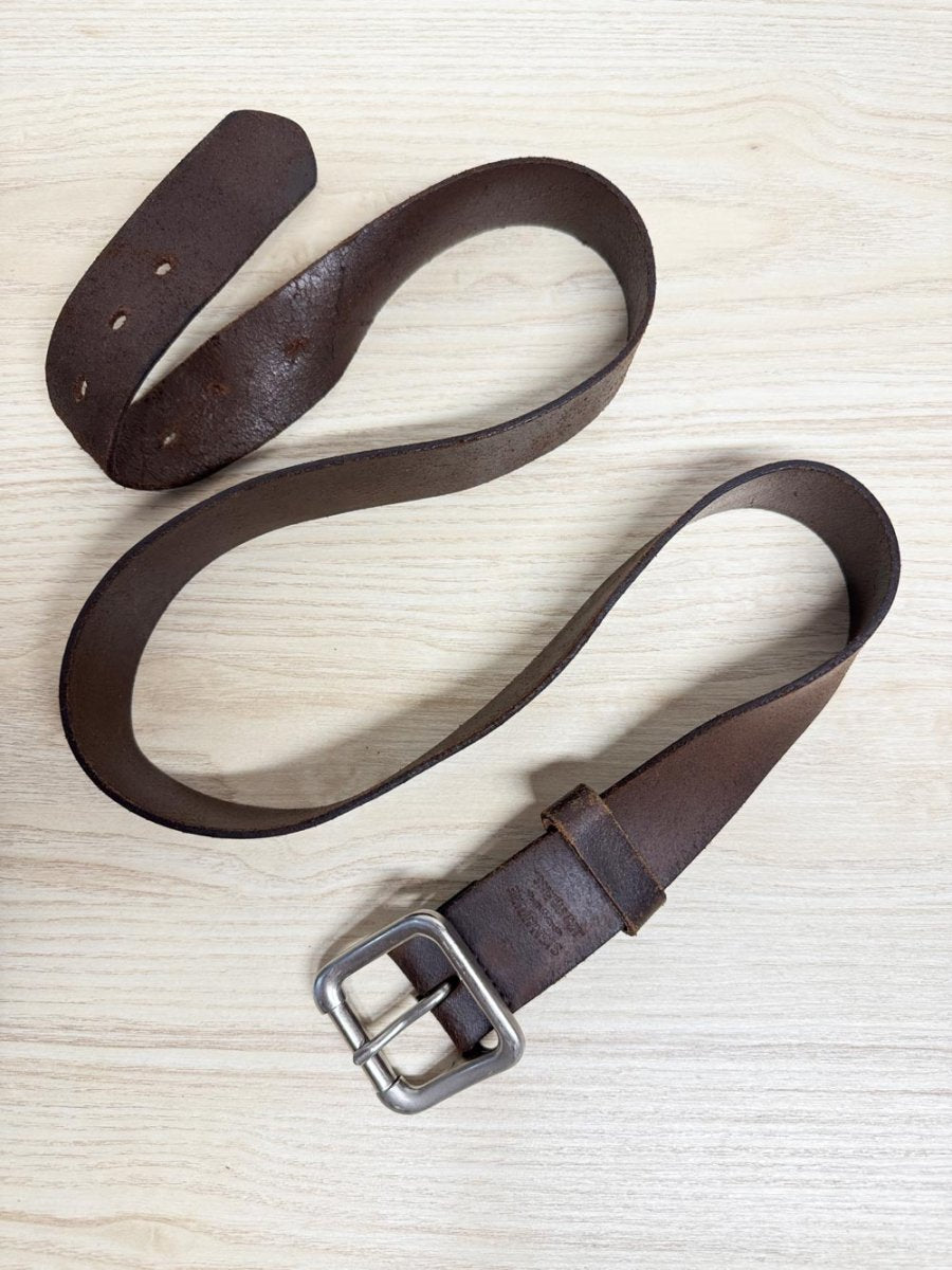 vintage 00s levi's rustic leather belt | made in Mexico - good market thrift store
