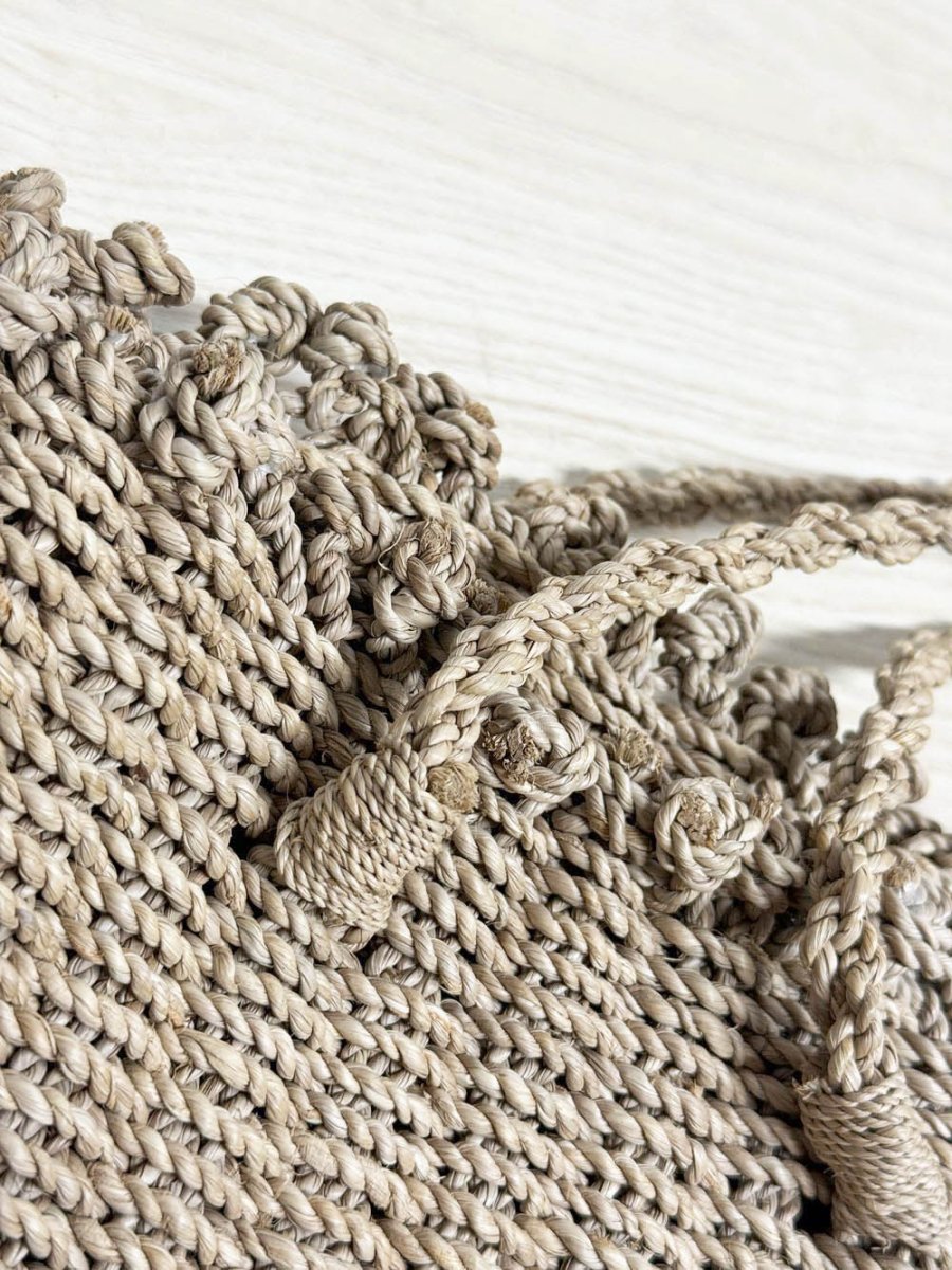 vintage 00s morgan & clyde woven raffia mini handbag - good market thrift store