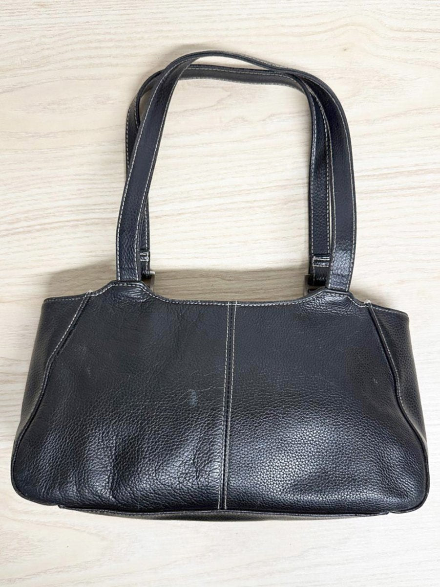 vintage 00s mossimo pebbled leather buckle shoulder bag - good market thrift store