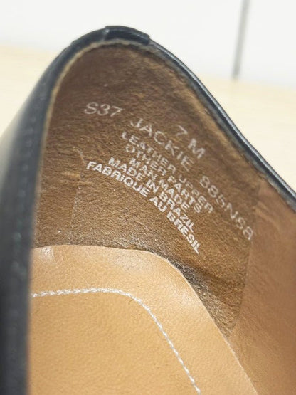 vintage 00s naturalizer handmade leather low heel loafers | made in Brazil - good market thrift store