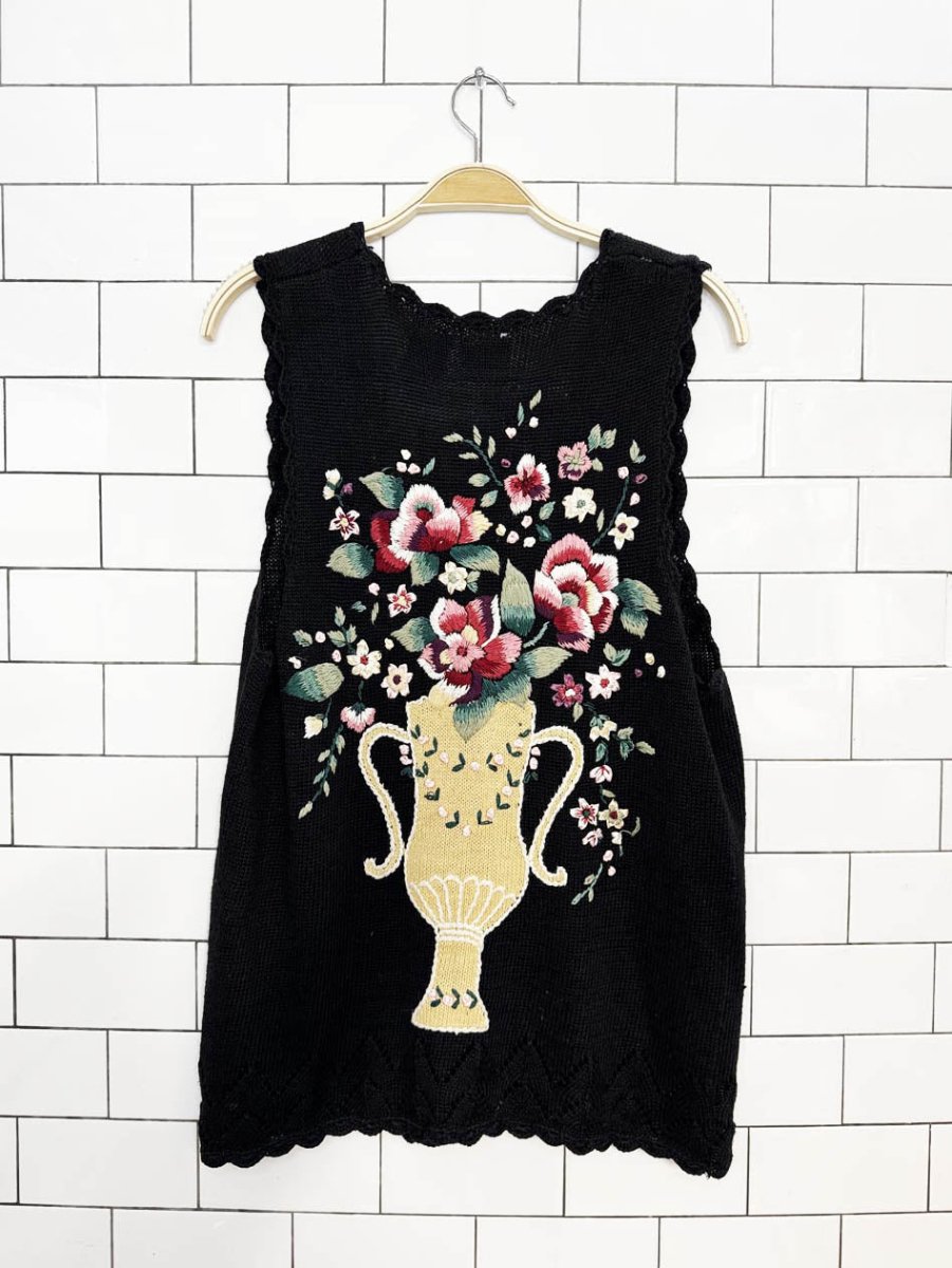 vintage 00s new look embroidered floral knit vest top - good market thrift store