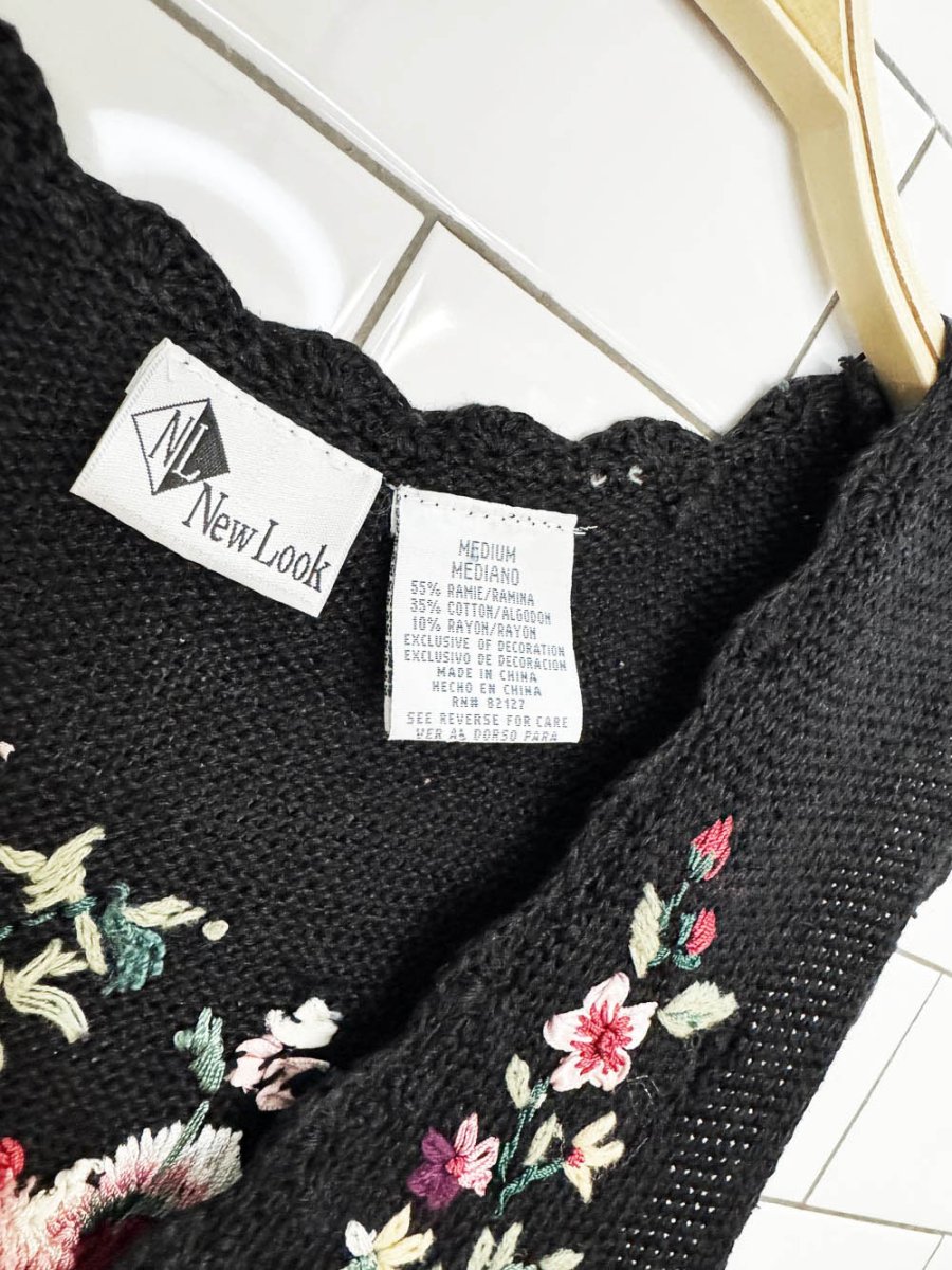 vintage 00s new look embroidered floral knit vest top - good market thrift store