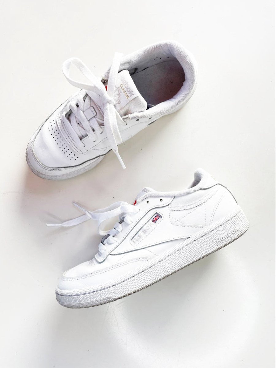 vintage 00s reebok classic club c 85 chunky logo sneakers - good market thrift store