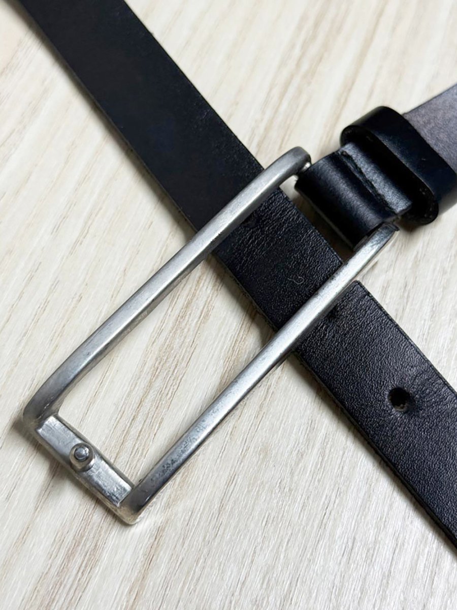 vintage 00s roots 73 leather skinny belt | made in Canada - good market thrift store