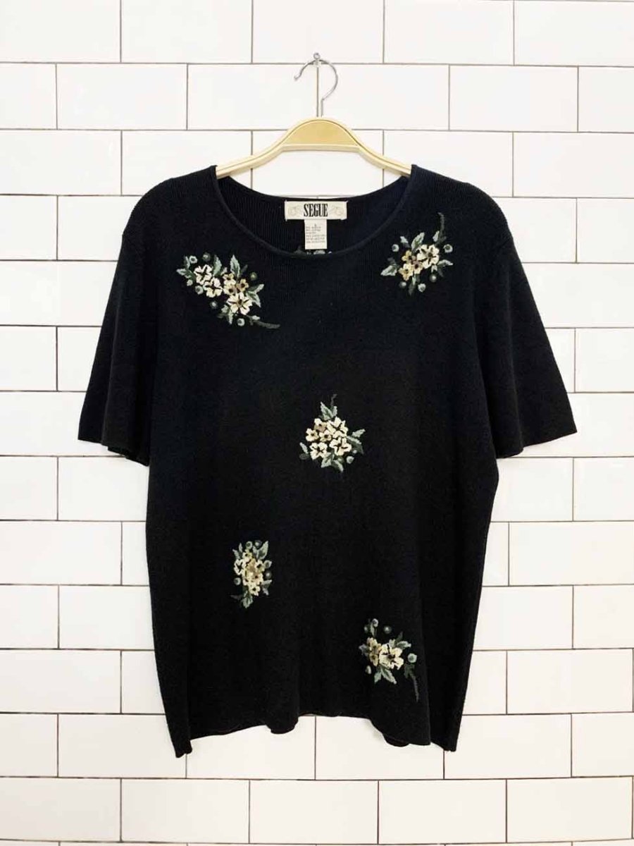 vintage 00s segue floral embroidered short sleeve knit top - good market thrift store