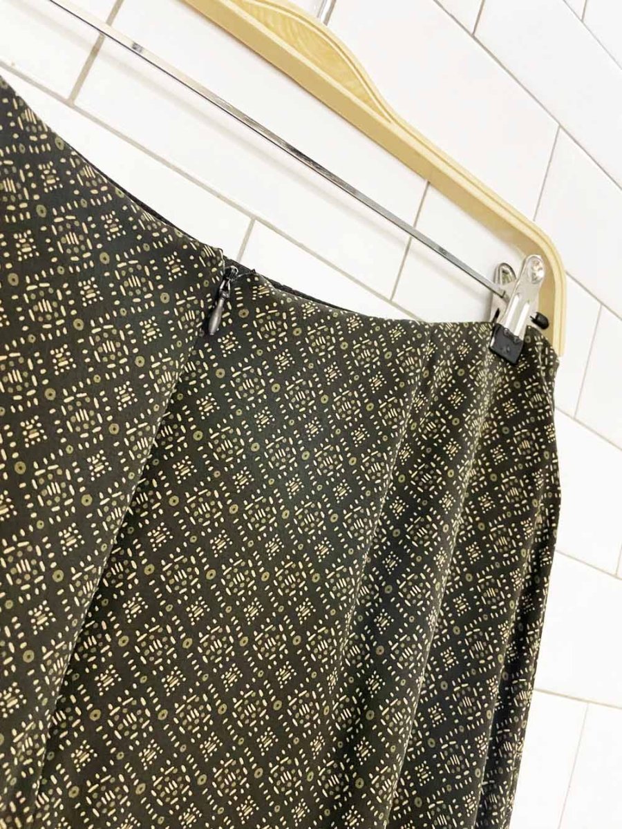 vintage 00s silk petite sophisticate 100% silk minimal midi skirt - good market thrift store