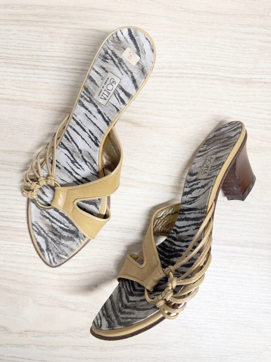vintage 00s sofia leather slip on heeled sandal | made in Italy - good market thrift store