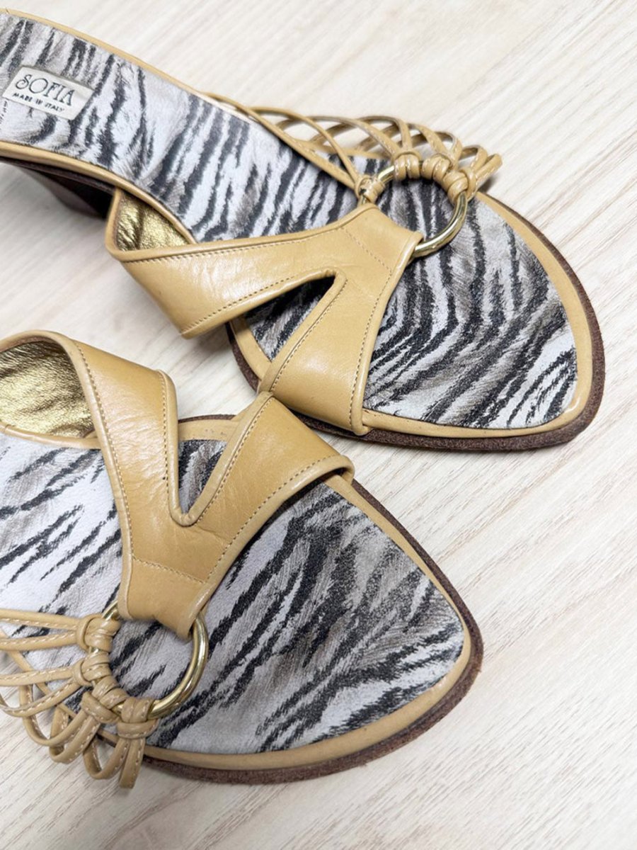 vintage 00s sofia leather slip on heeled sandal | made in Italy - good market thrift store