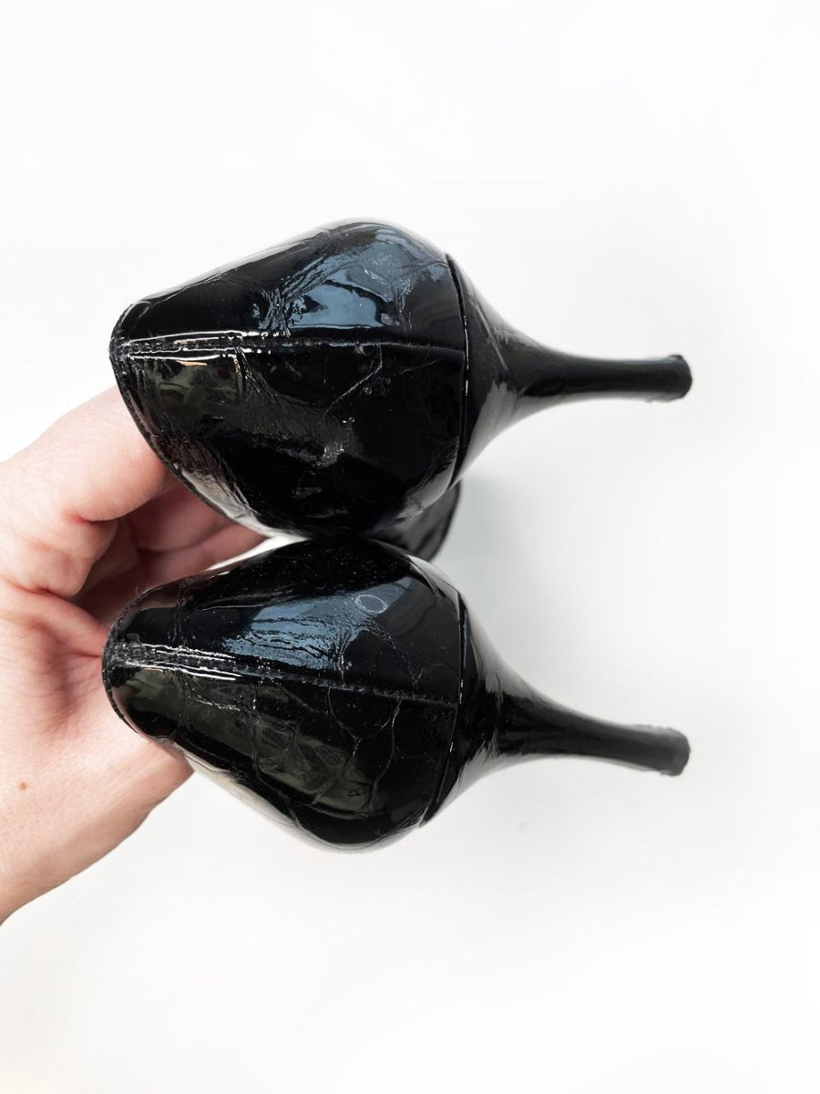 vintage 00s stuart weitzman patent buckle pointed toe pump - good market thrift store