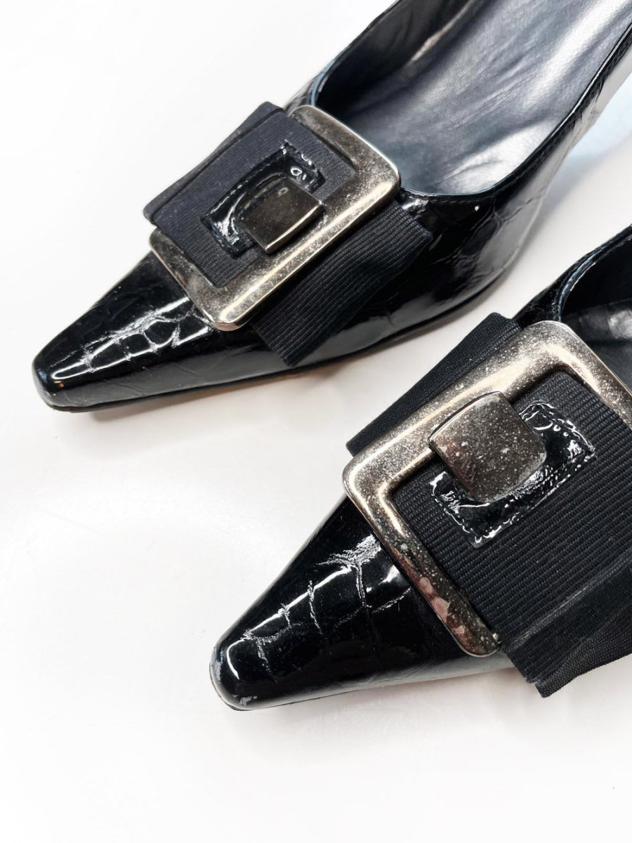 vintage 00s stuart weitzman patent buckle pointed toe pump - good market thrift store