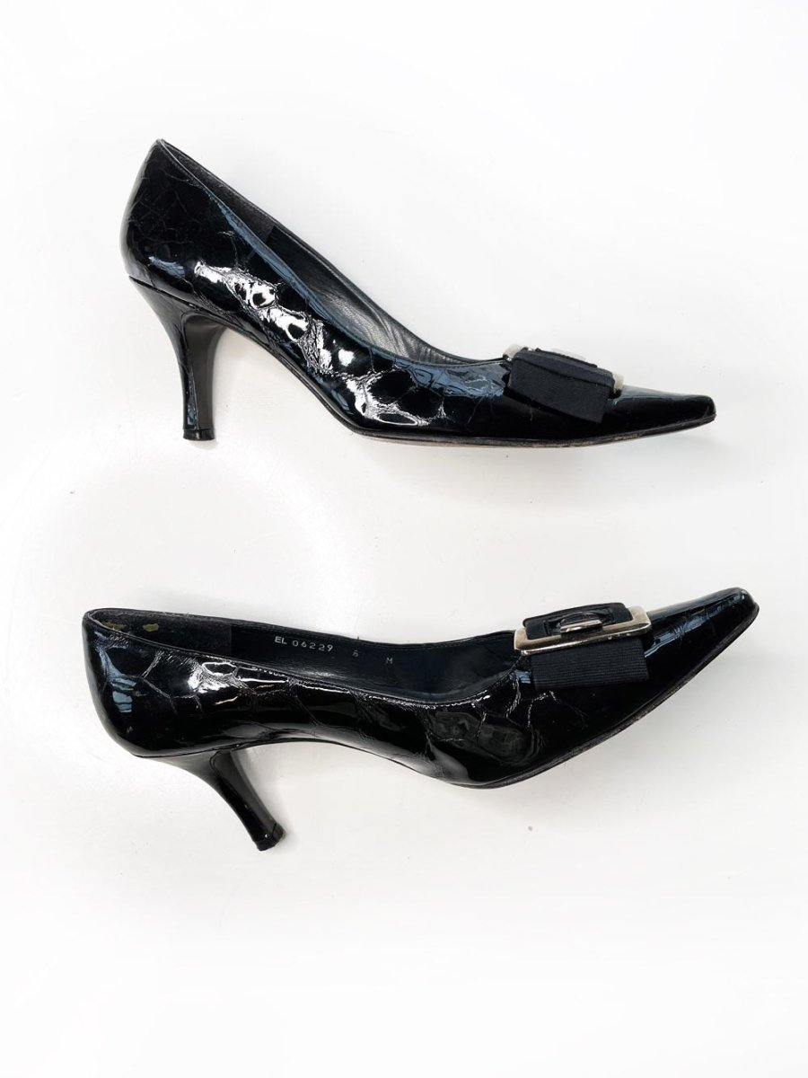 vintage 00s stuart weitzman patent buckle pointed toe pump - good market thrift store