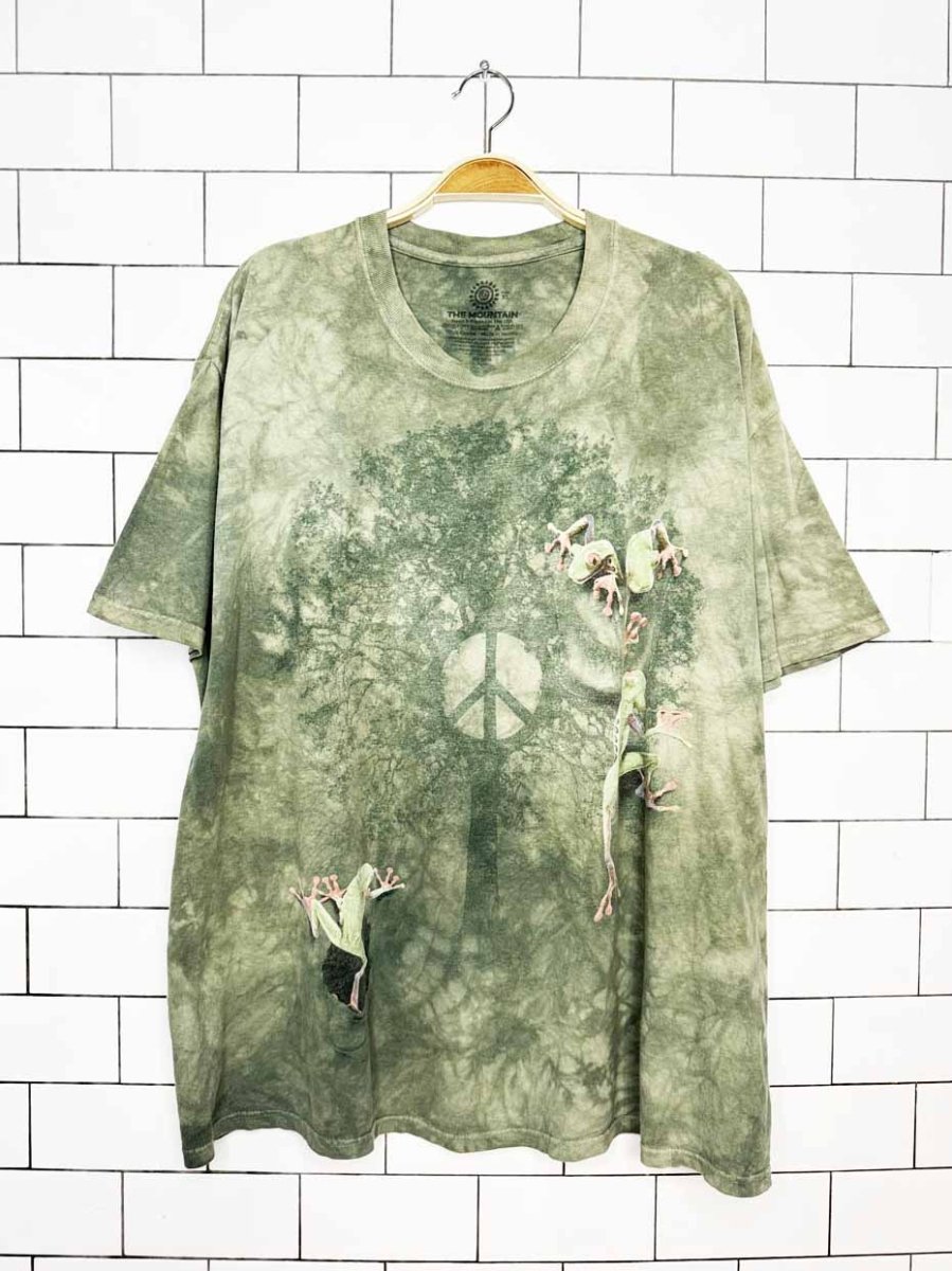 vintage 00s the mountain peace frogs tie dye tee - good market thrift store