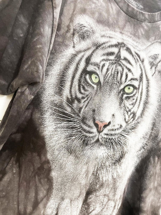 vintage 00s the mountain tie dye white tiger cropped tee - good market thrift store
