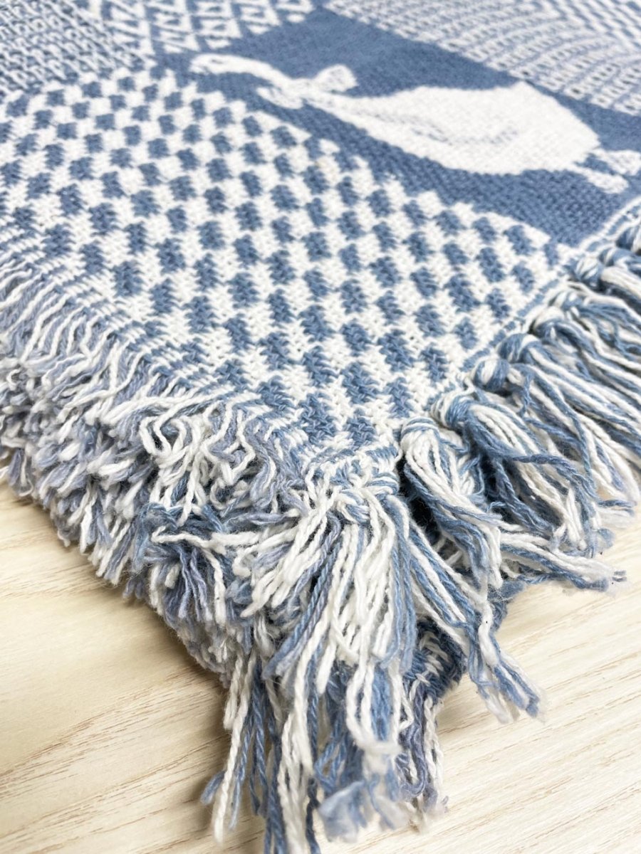 vintage 00s woven goose heart + home check throw blanket - good market thrift store