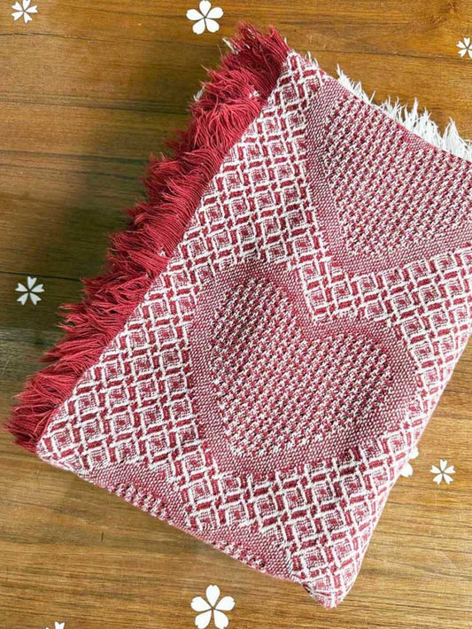 vintage 00s woven hearts throw blanket - good market thrift store