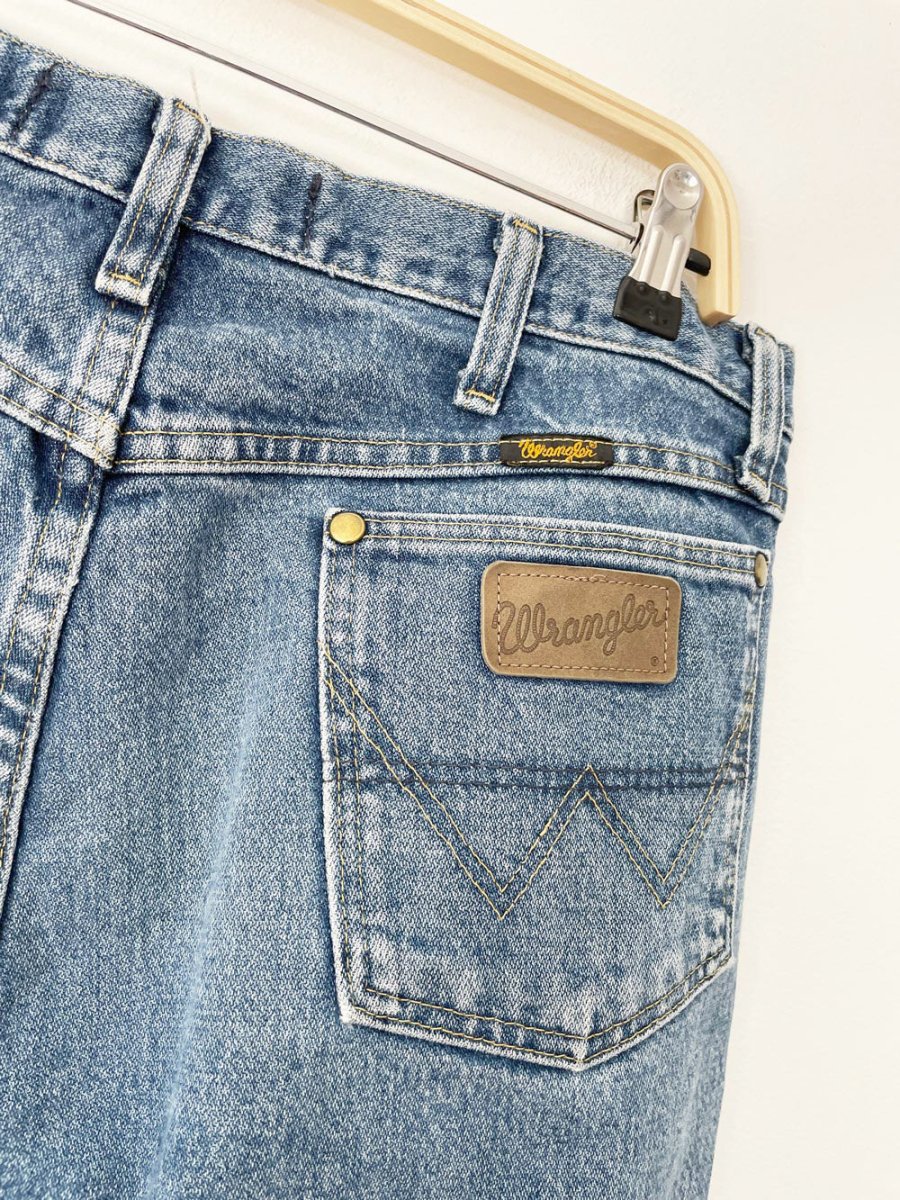 vintage 00s wrangler x george strait cowboy cut straight leg jeans - good market thrift store