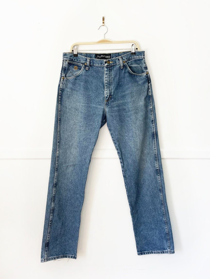 vintage 00s wrangler x george strait cowboy cut straight leg jeans - good market thrift store