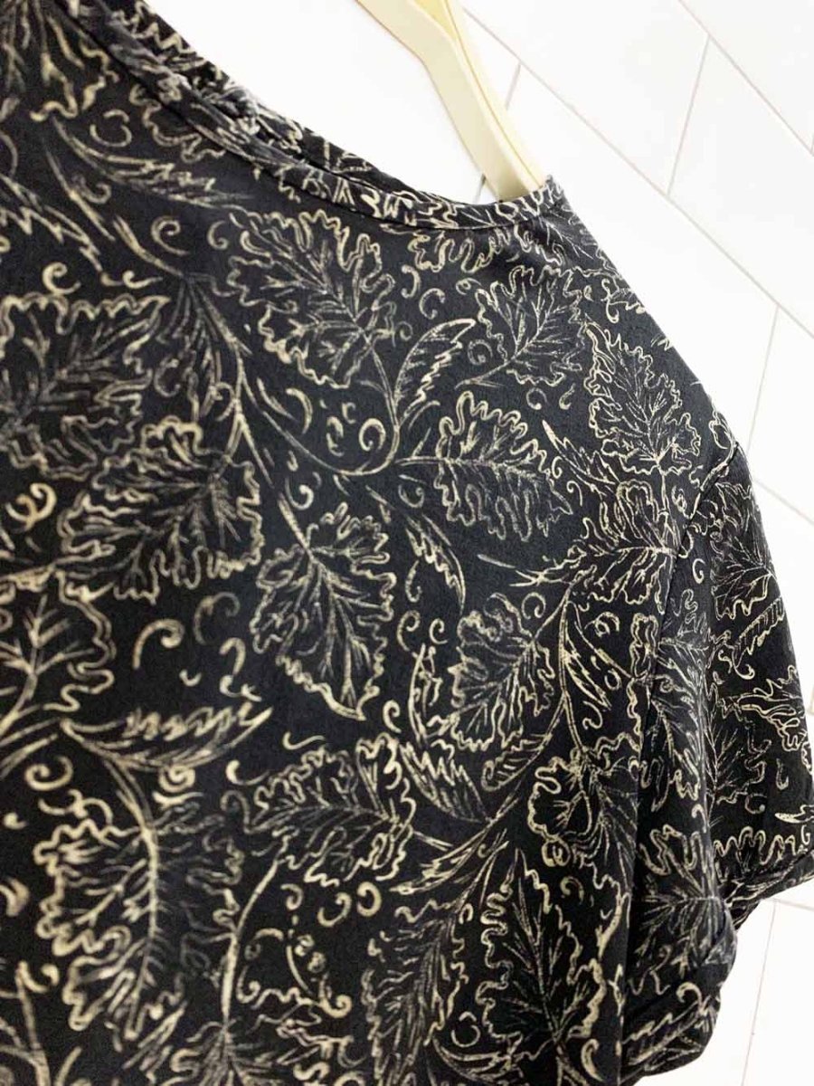 vintage 100% silk floral leaf short sleeve top - good market thrift store