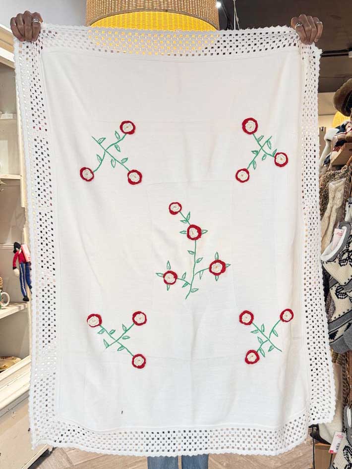 vintage 3D rose detail crochet trim tablecloth | blanket - good market thrift store