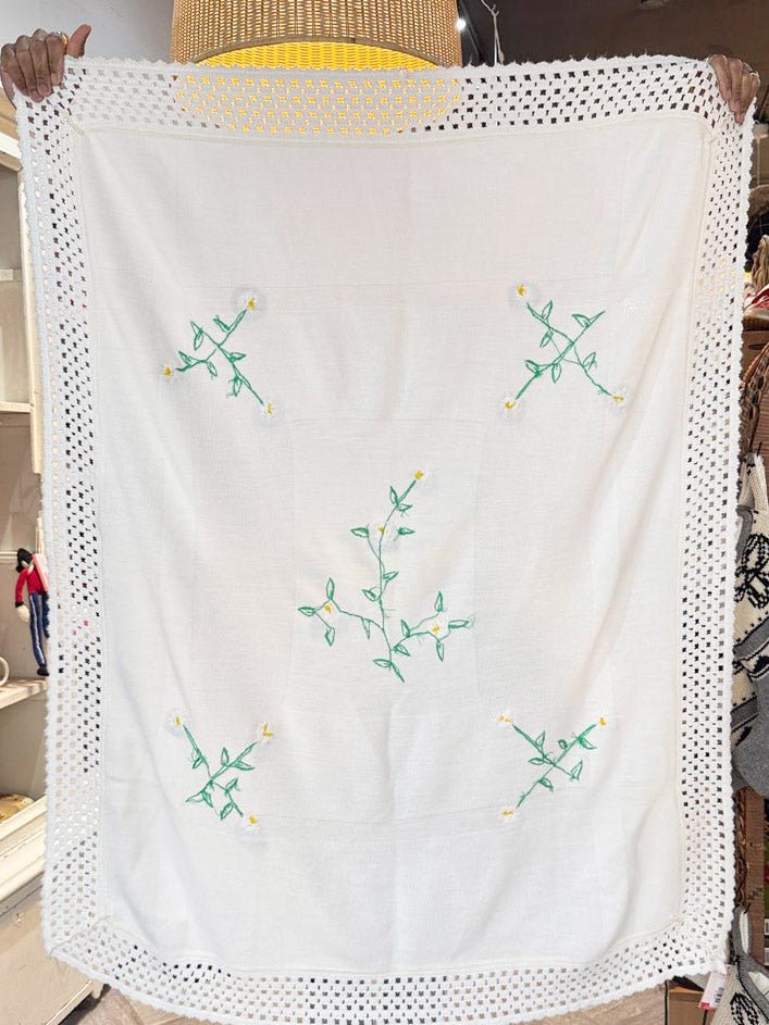 vintage 3D rose detail crochet trim tablecloth | blanket - good market thrift store