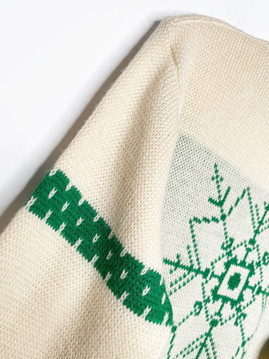 vintage 50s jersild 100% wool snowflake knit sweater - good market thrift store