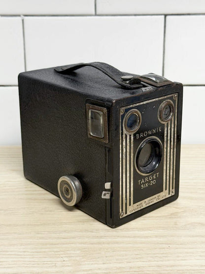 vintage 50s kodak brownie target six - 20 box camera | made in Canada - good market thrift store