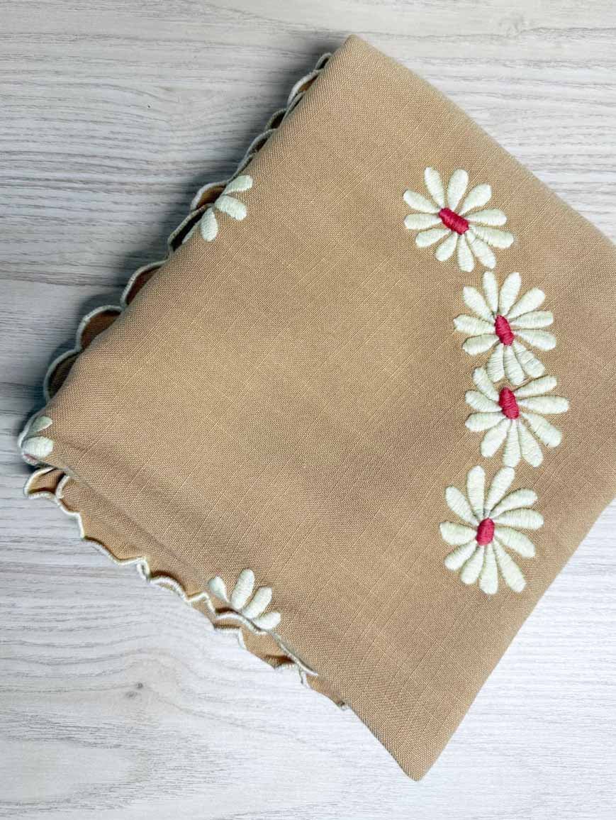 vintage 60s broccatella daisy embroidered table cloth | made in Mexico - good market thrift store