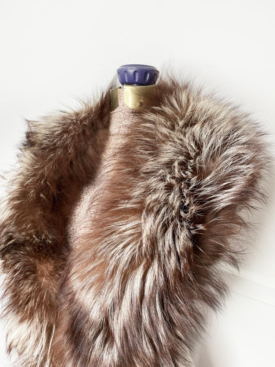 vintage 60s brown fox fur stole tie collar - good market thrift store