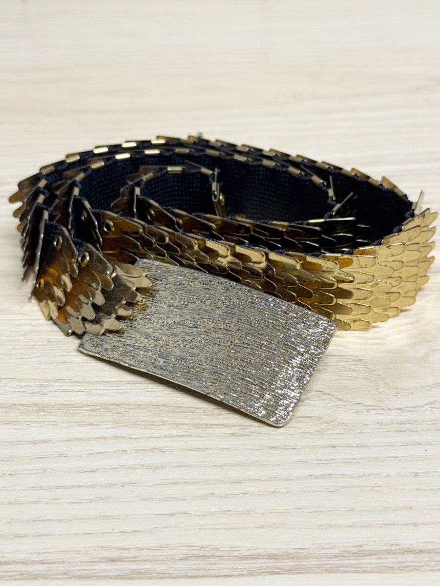 vintage 60s metal scales stretch belt - good market thrift store
