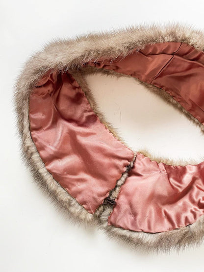 vintage 60s mink fur collar - good market thrift store