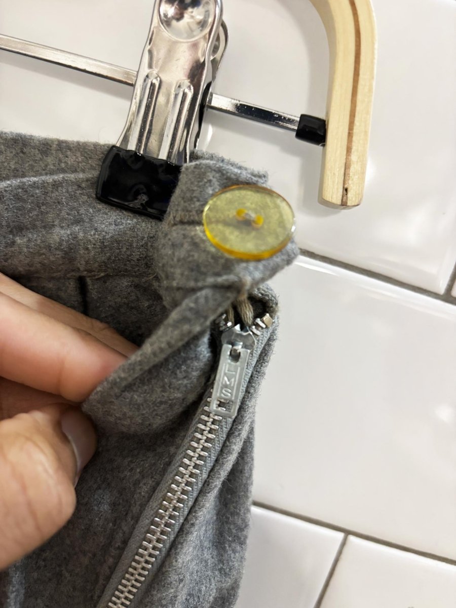 vintage 60s wool pleated knee length skirt - good market thrift store