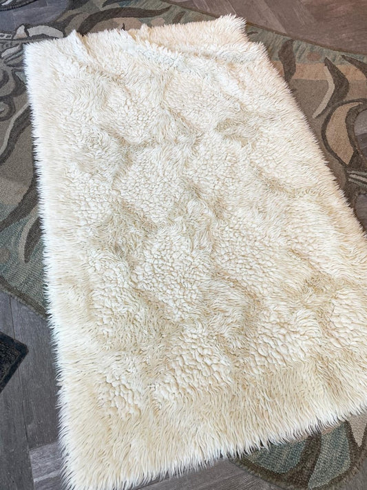 vintage 70s argyle shag area rug - good market thrift store