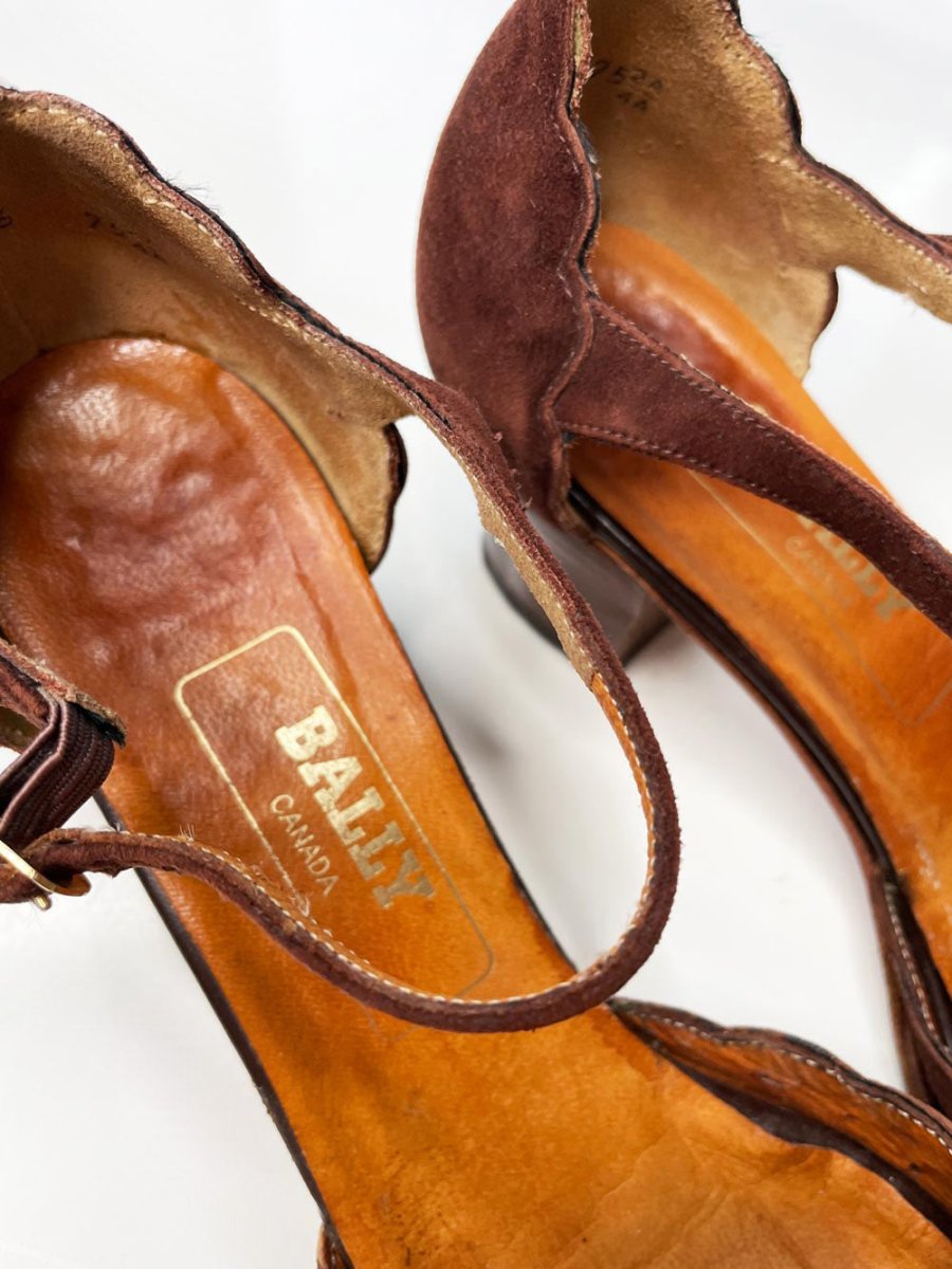 vintage 70s bally suede scallop mary jane low heeled sandal - good market thrift store