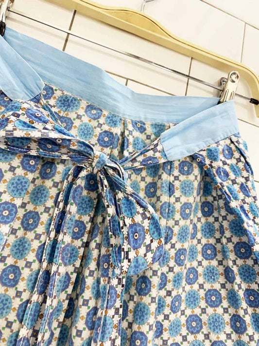 vintage 70s contrast pocket half apron - good market thrift store