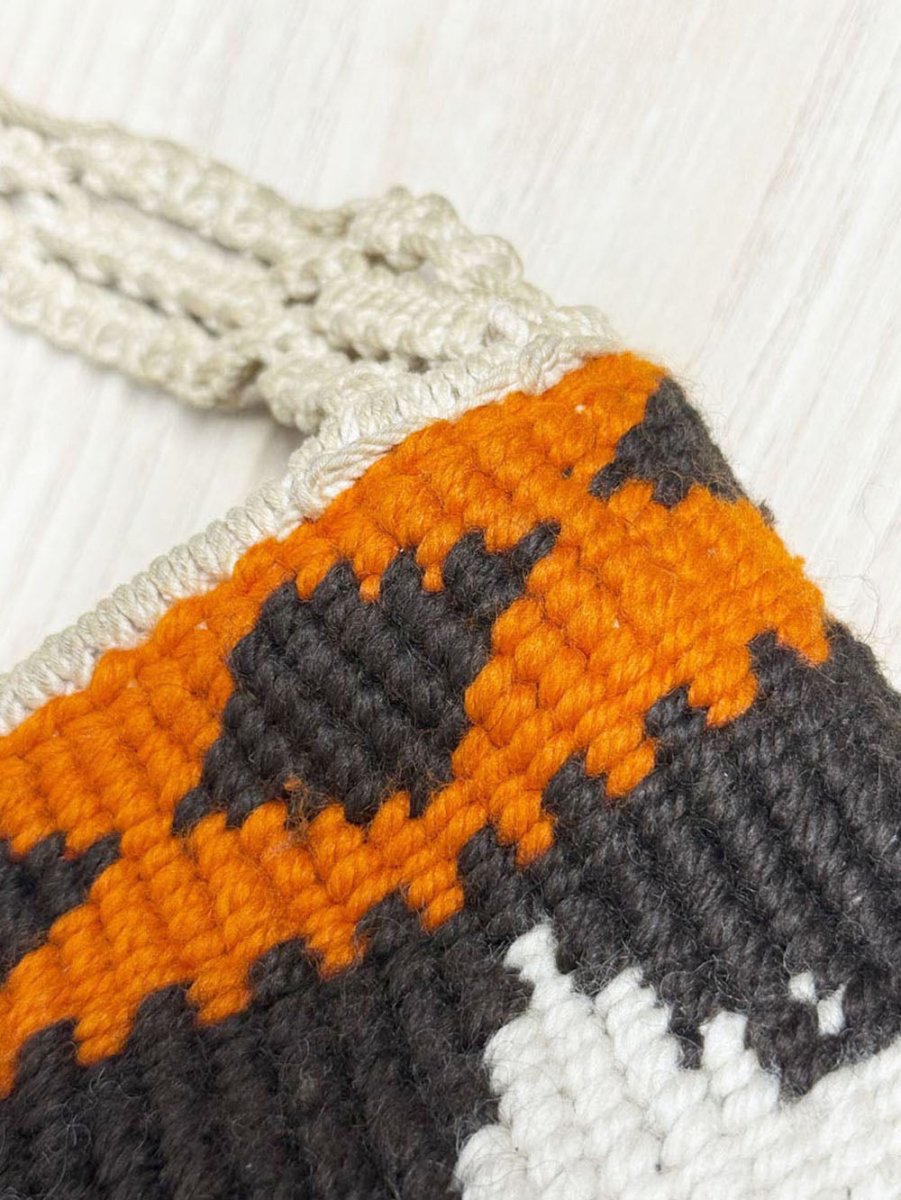 vintage 70s woven bilum shoulder bag with crochet strap | clix zipper - good market thrift store