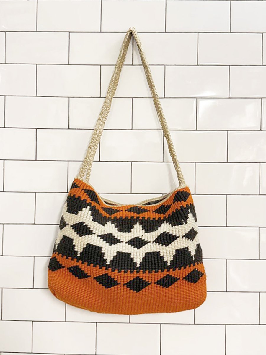 vintage 70s woven bilum shoulder bag with crochet strap | clix zipper - good market thrift store