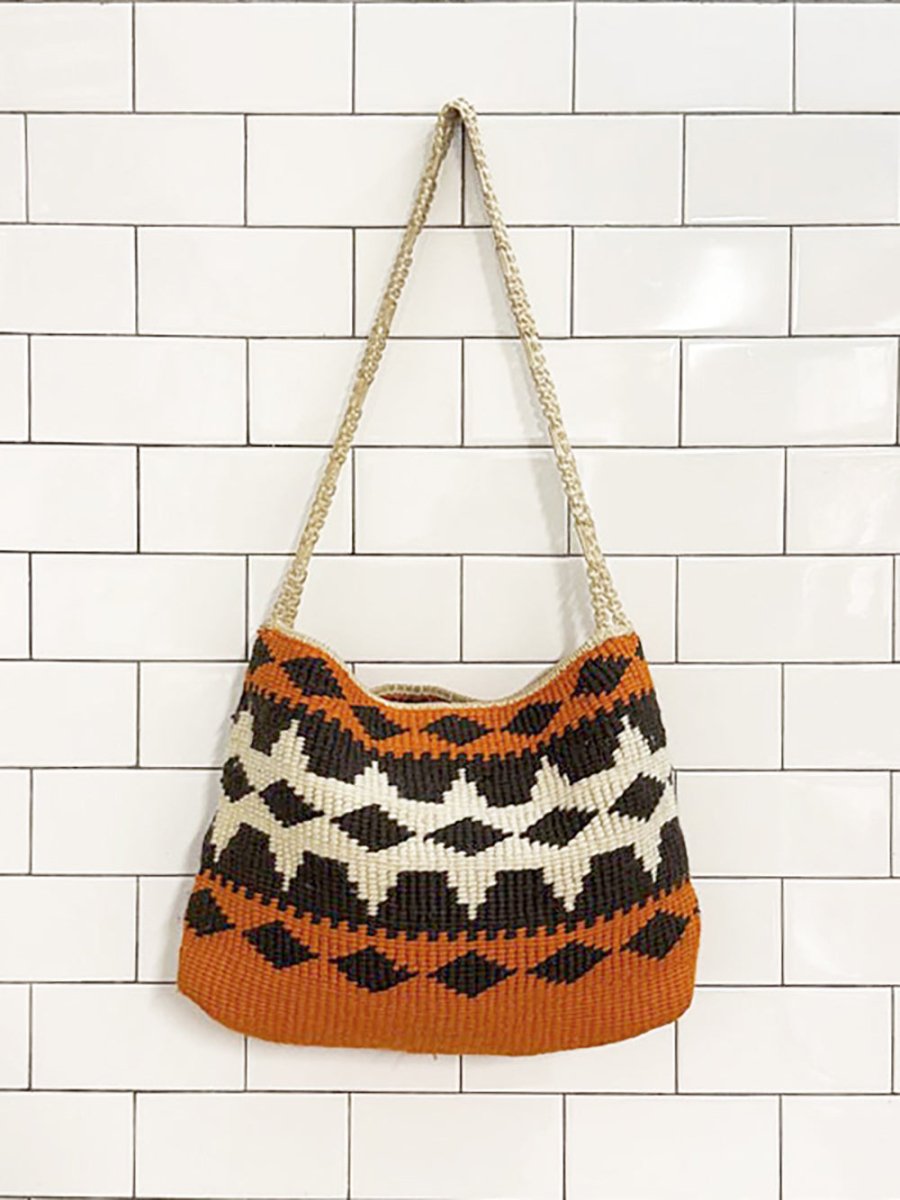 vintage 70s woven bilum shoulder bag with crochet strap | clix zipper - good market thrift store