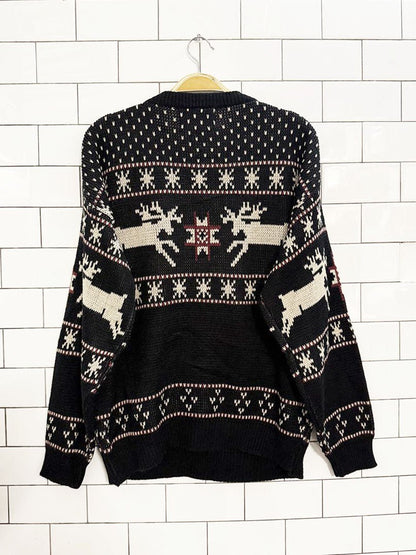 vintage 80s fine line reindeer fair isle knit sweater | genuine quality - good market thrift store