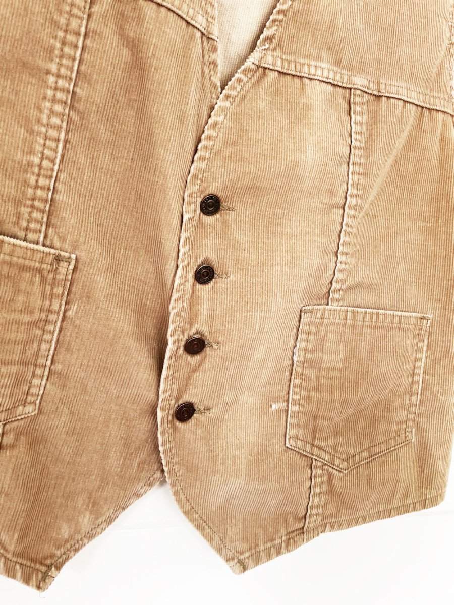 vintage 80s levi's corduroy vest | made in USA - good market thrift store
