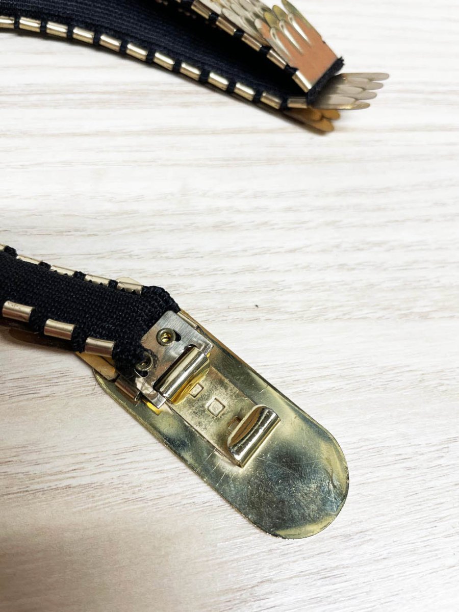 vintage 80s metal scales stretch belt - good market thrift store