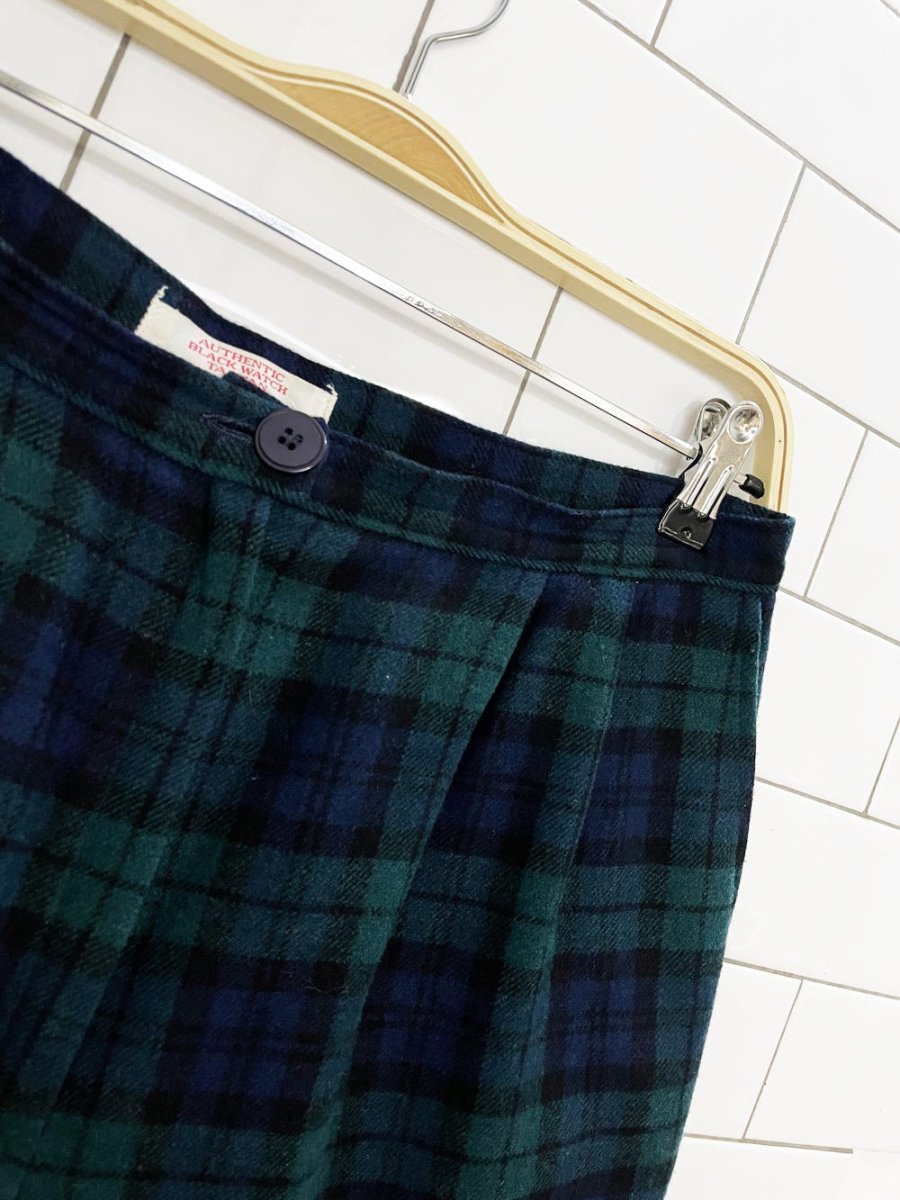 vintage 80s pendleton 100% virgin wool authentic tartan plaid shorts | made in USA - good market thrift store