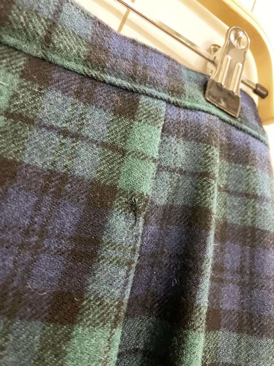vintage 80s pendleton 100% virgin wool authentic tartan plaid shorts | made in USA - good market thrift store
