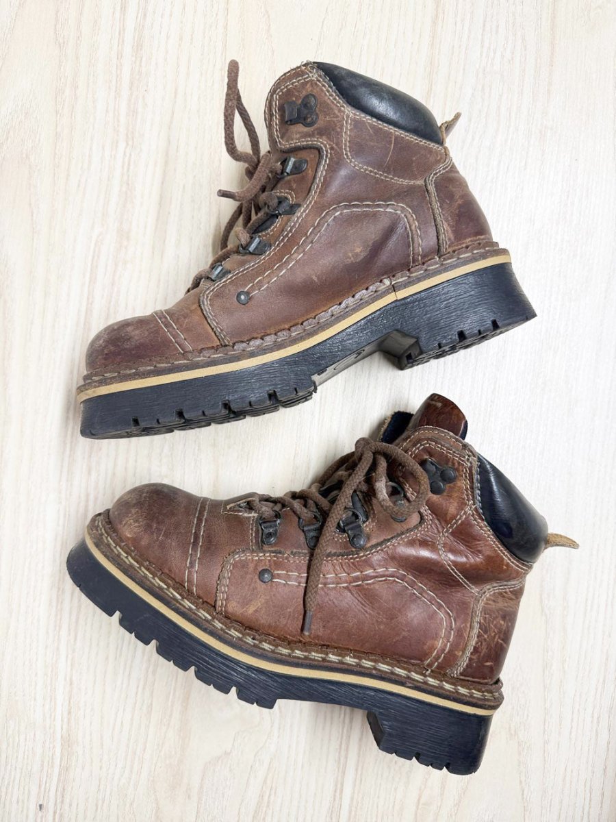 vintage 90s aldo leather lace up chunky sole hiker boot | made in Italy - good market thrift store