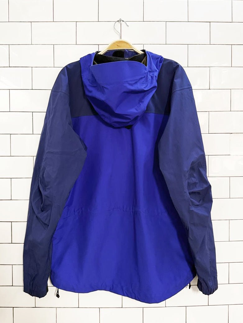 vintage 90s arc'teryx gore - tex xcr alpha sv waterproof shell jacket | made in Canada - good market thrift store